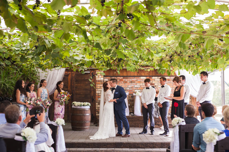 The-official-photographers-Daniel-Lindsay-Vilagrad-Winery-Wedding-_MG_1449
